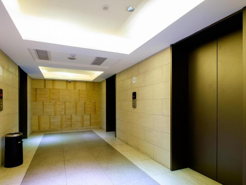 Ji Hotel Shanghai Yan An Road Branch Luaran gambar