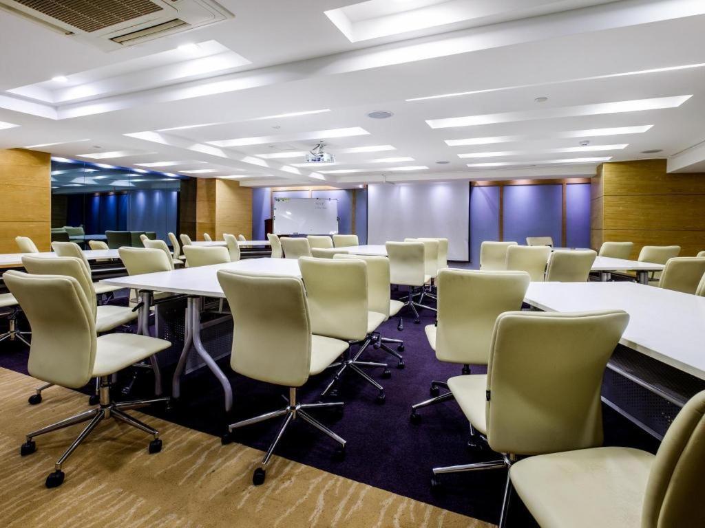 Ji Hotel Shanghai Yan An Road Branch Luaran gambar